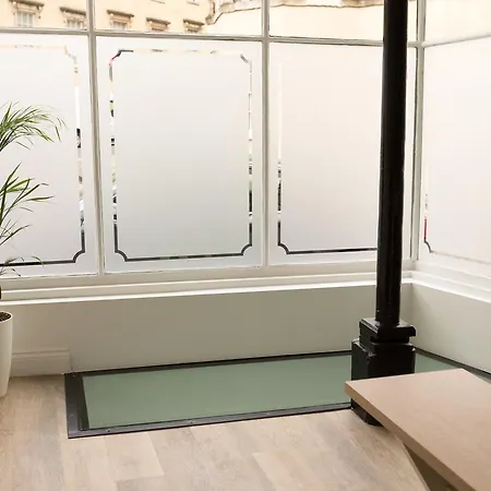 Ceres Newly Refurbished 3 Bedroom In Heart Of Bath Exterior photo