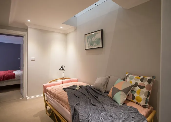 Ceres Newly Refurbished 3 Bedroom In Heart Of Bath
