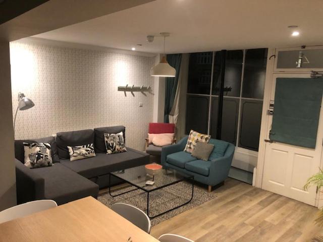 Ceres Newly Refurbished 3 Bedroom In Heart Of Апартаменты Бат