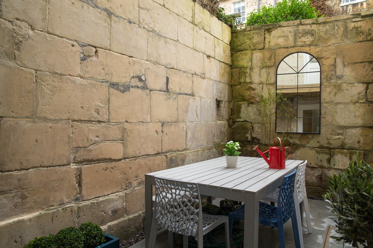 Ceres Newly Refurbished 3 Bedroom In Heart Of Апартаменты Бат